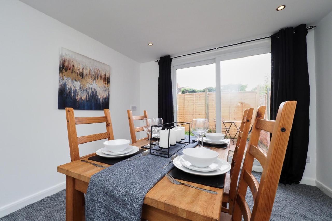 Home In Wellesbourne - Contractors - Families - Reduced Rates Экстерьер фото